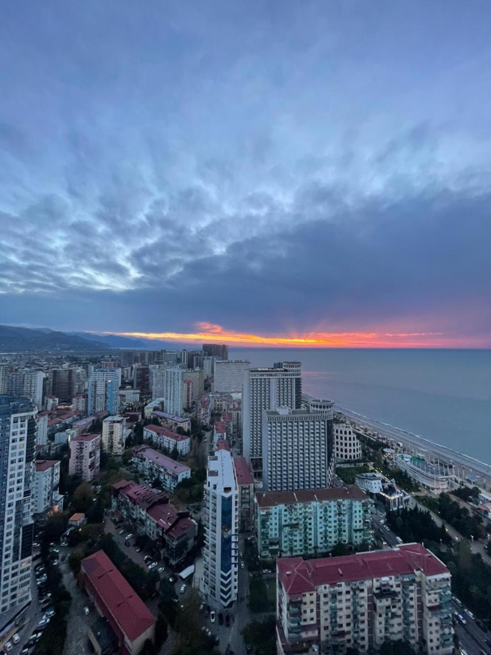 Orbi Сiti Sunshine Apartments Batumi Exterior foto